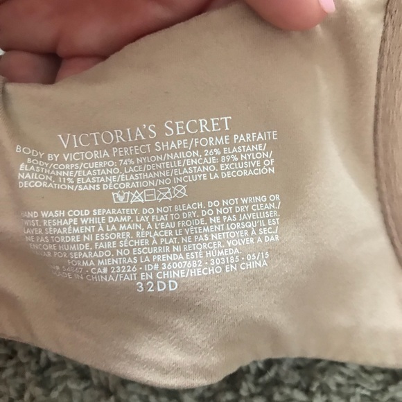 Victoria Secret Body By Victoria perfect shape bra - Picture 3 of 3